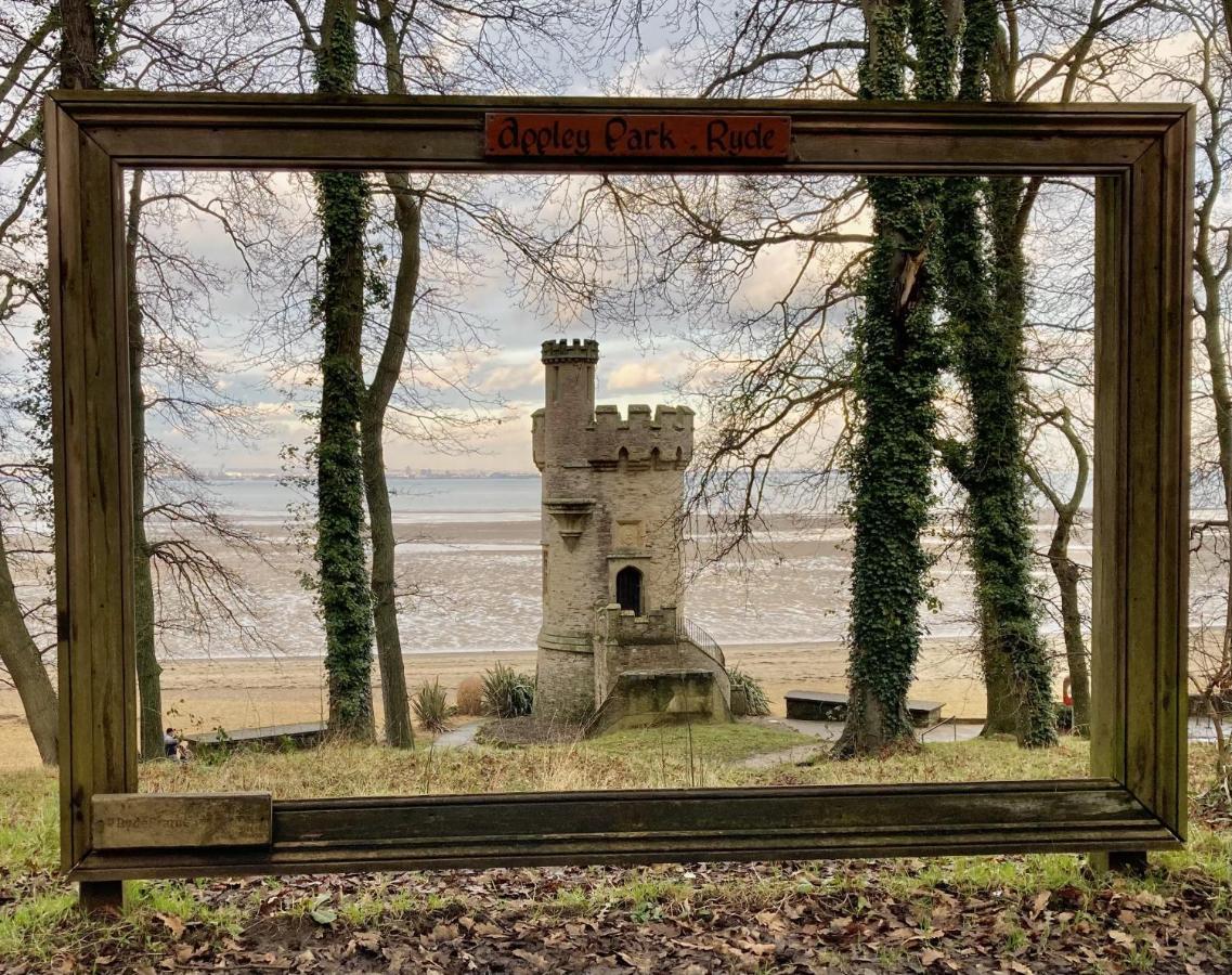 E7 Roebeck Country Park Villa Ryde  Esterno foto